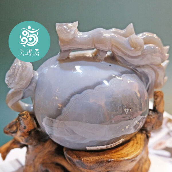 藍紋瑪瑙狐仙晶洞