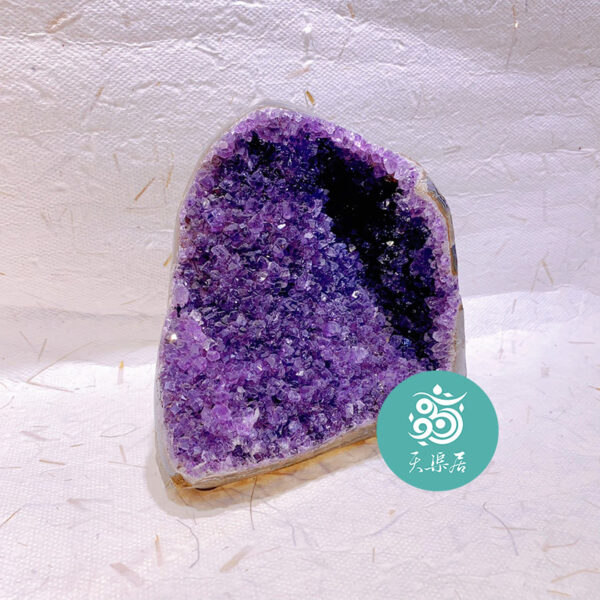 紫晶洞、紫晶鎮